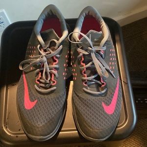 Nike women size 9 shoes
